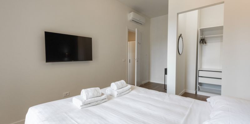 Guido Monaco apartment view 6